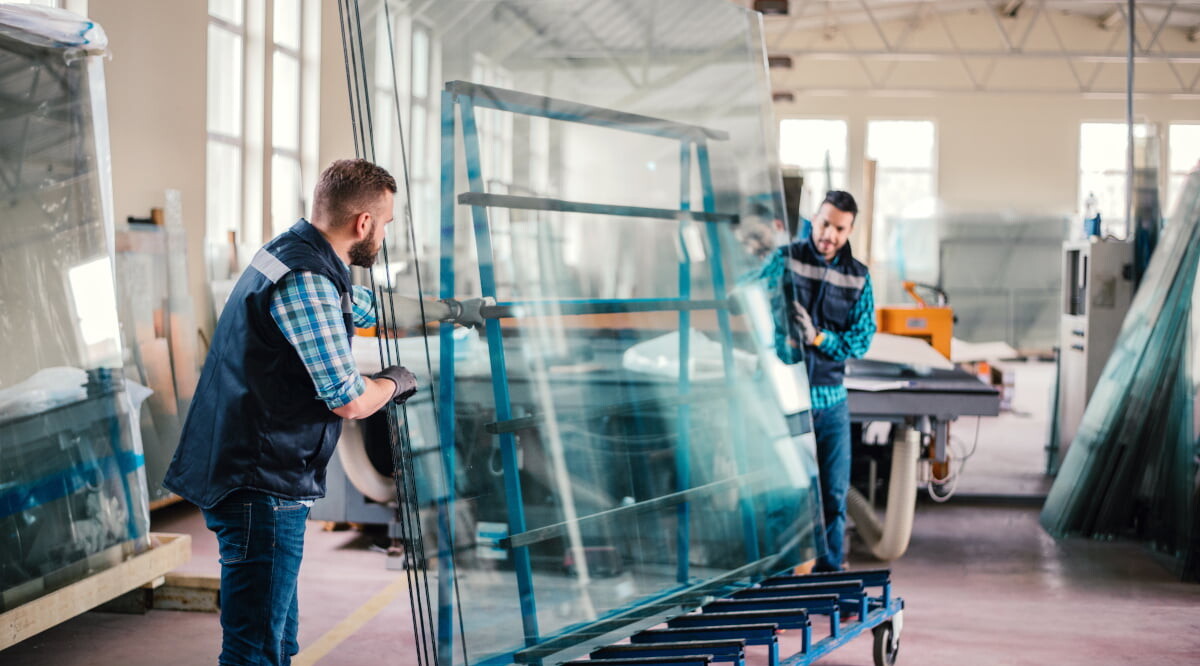 Glasbearbeitung im Wandel: Präzise Freiheiten durch CNC-Technologie